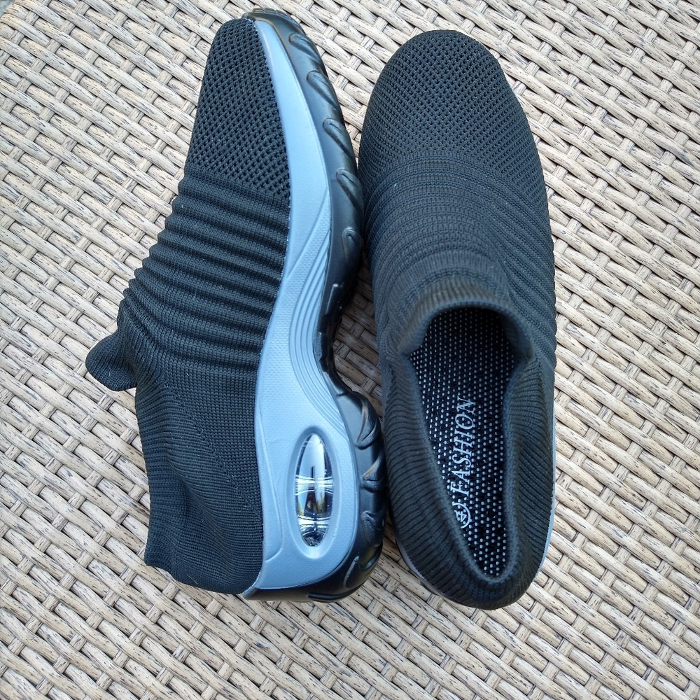 Mesh Supportive Women's Tennis Shoes